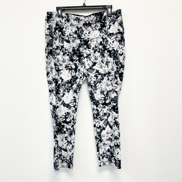 Chico's Zenergy Womens 2 Black Floral Cozy Chic Skinny Stretch Crop Leggings - Picture 1 of 5